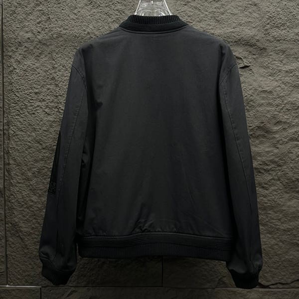 超話題!ロエベ スーパーコピー ボンバー ジャケット loo59282